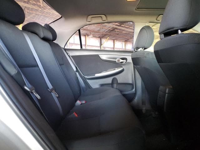 2011 Toyota Corolla Sport thumbnail 2