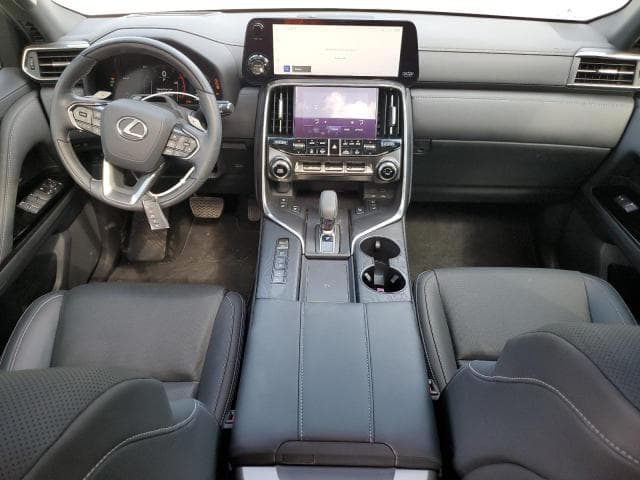 2024 Lexus LX 600 thumbnail 3