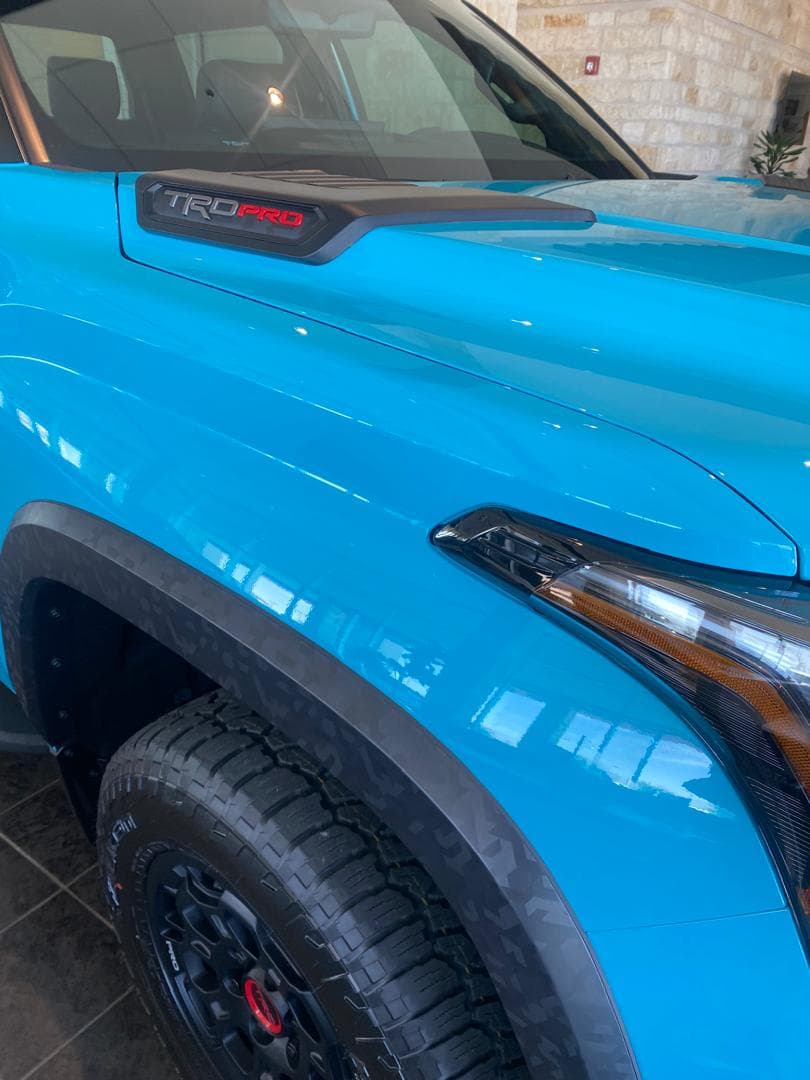 2026 Toyota Tundra i-Force Max CrewMax thumbnail 3