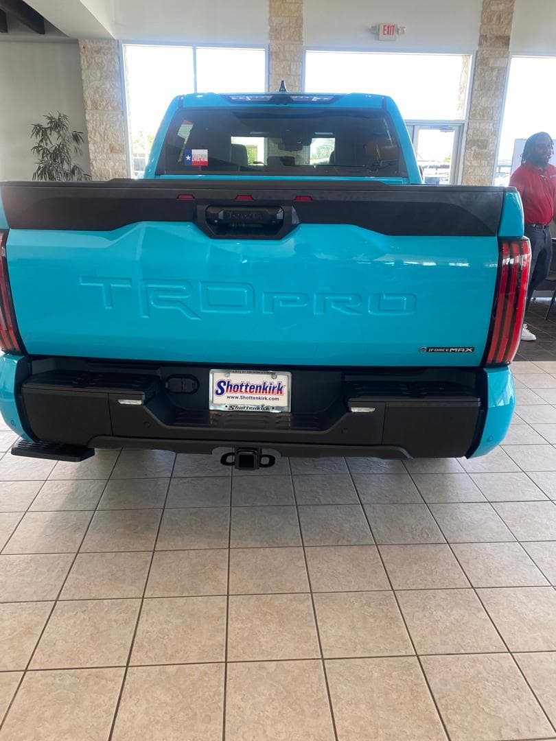 2026 Toyota Tundra i-Force Max CrewMax thumbnail 7
