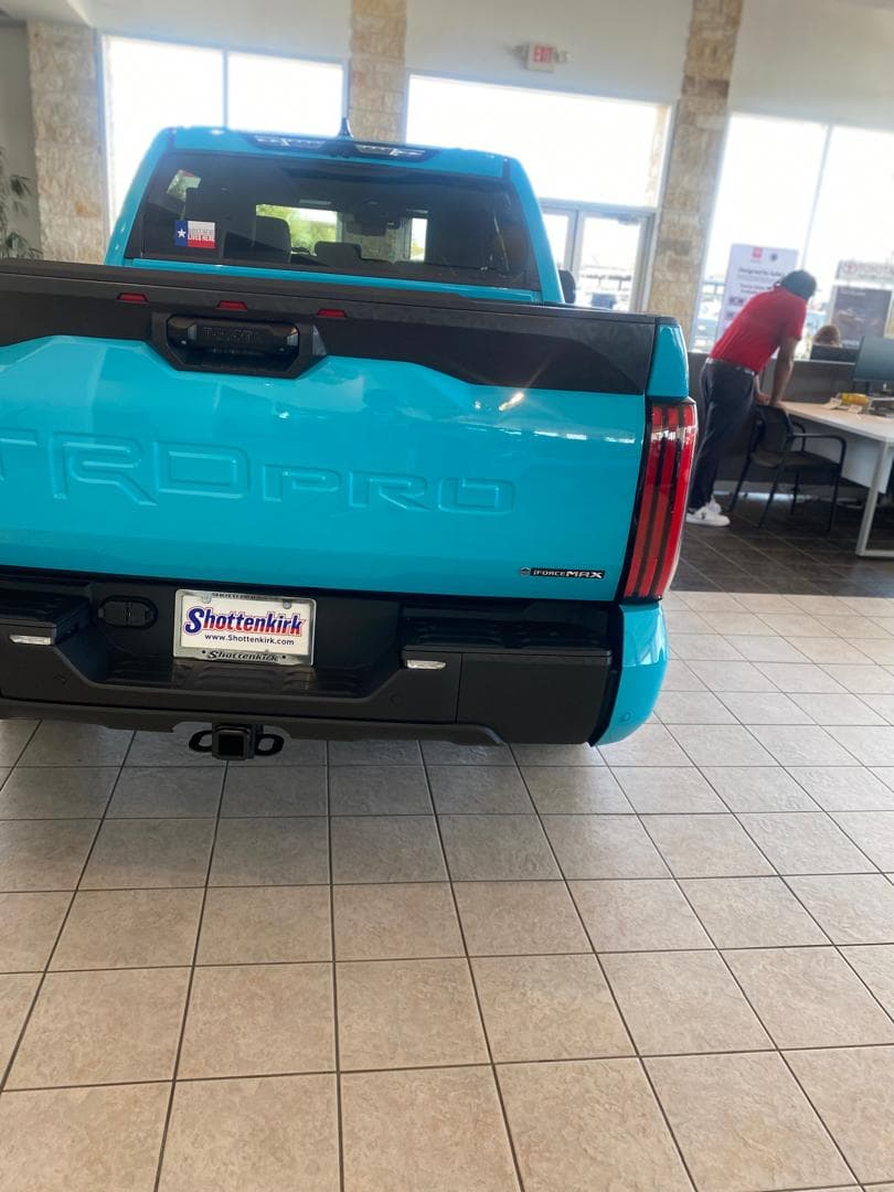 2026 Toyota Tundra i-Force Max CrewMax thumbnail 9