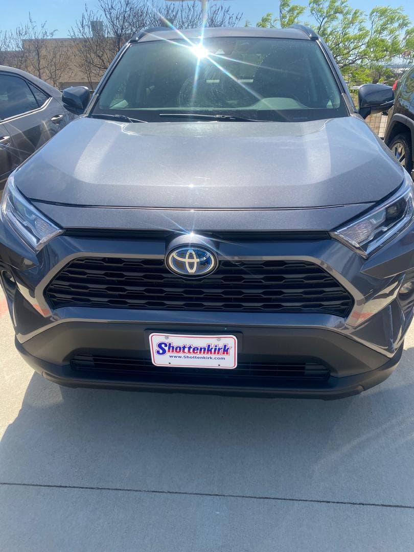 2024 Toyota RAV 4 Hybrid XLE
