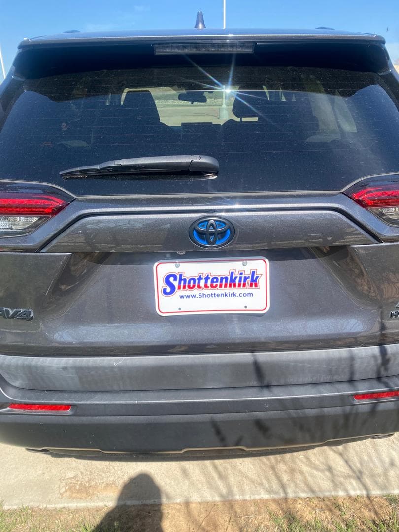2024 Toyota RAV 4 Hybrid XLE — photo 1