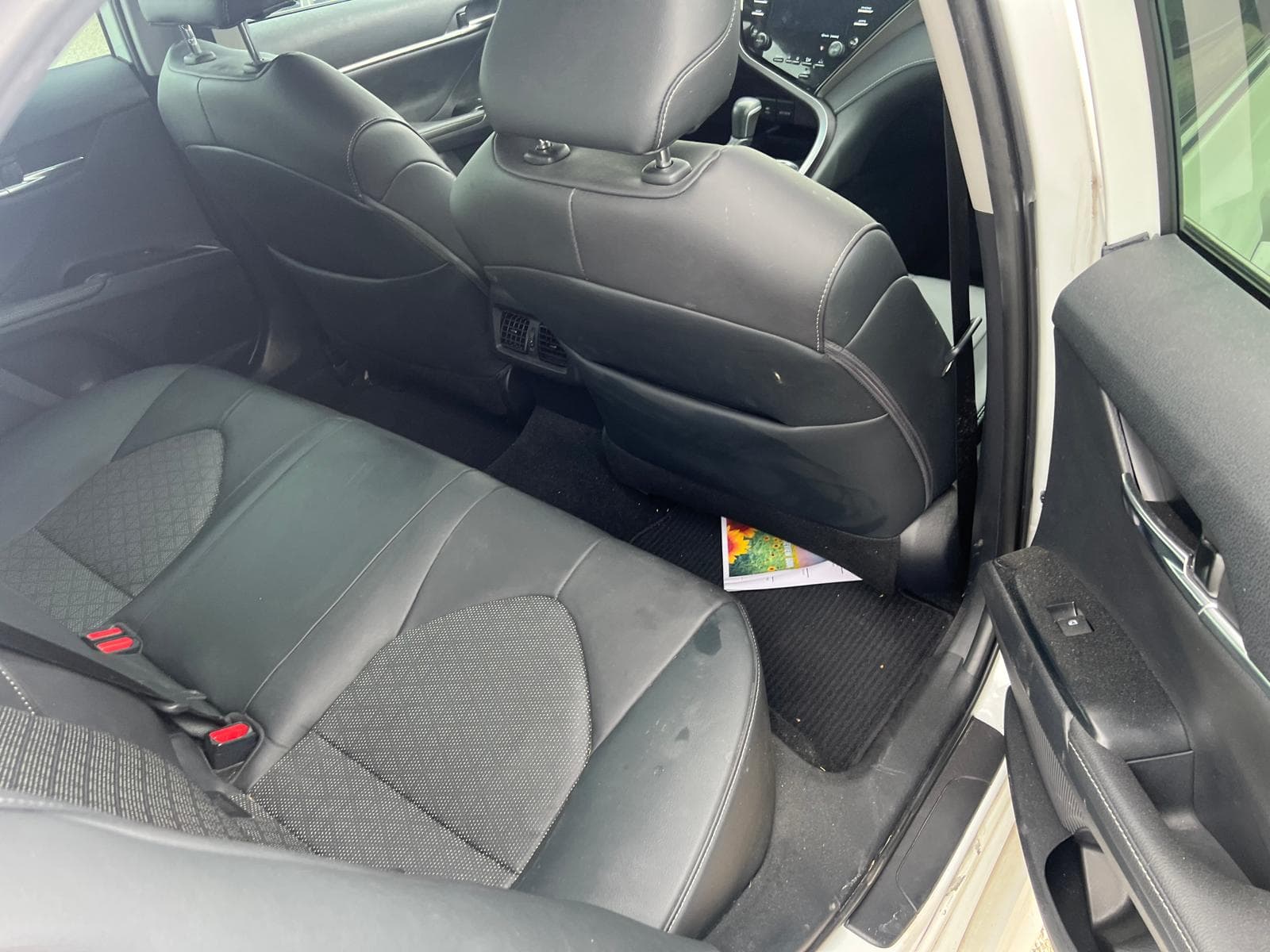 2019 Toyota Camry XSE thumbnail 7