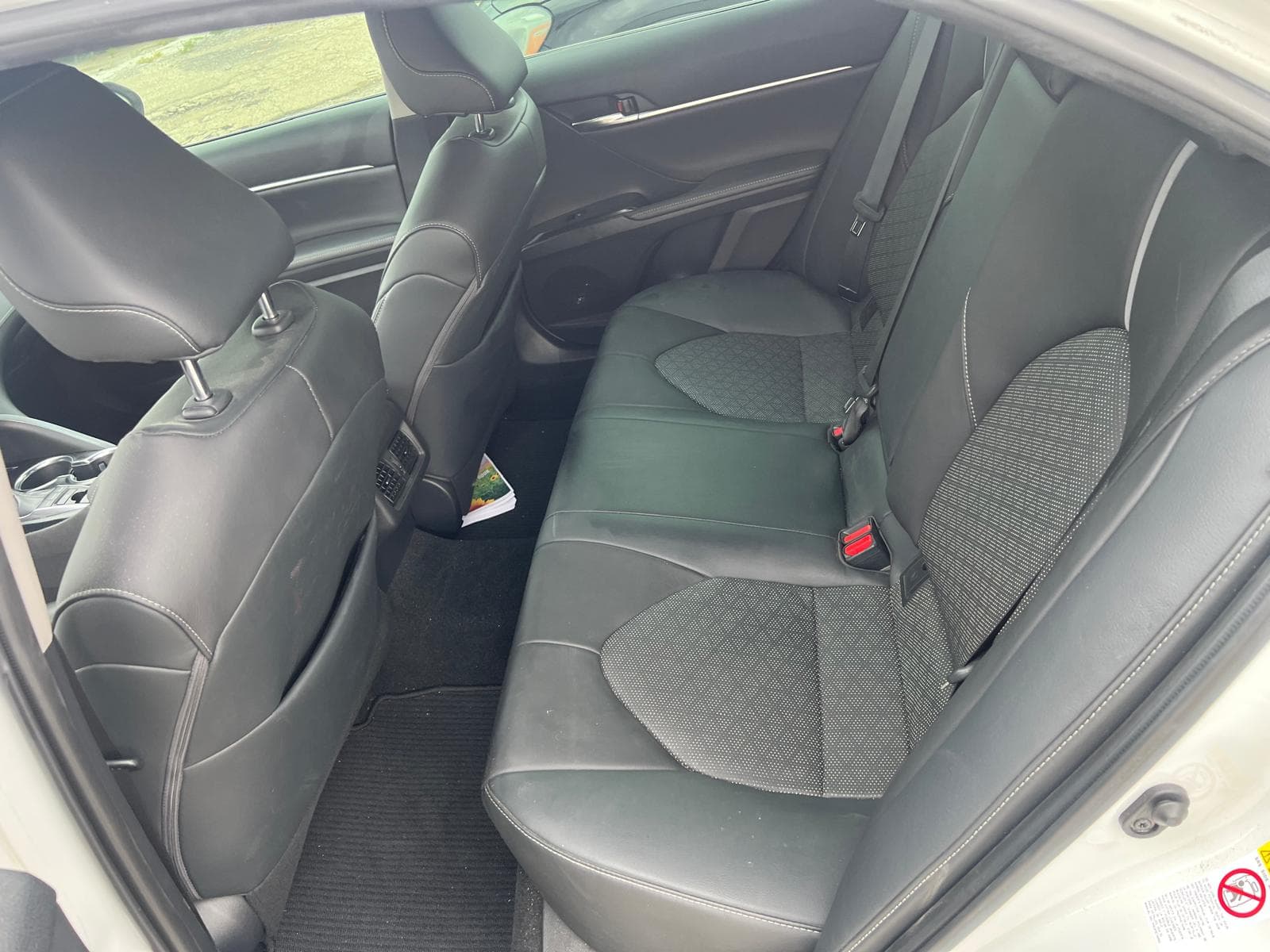 2019 Toyota Camry XSE thumbnail 9