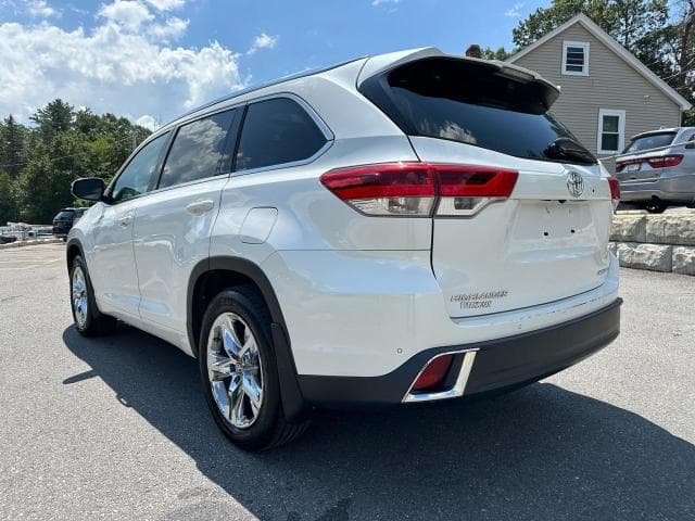 2019 Toyota Highlander Limited Platinum Custom thumbnail 2
