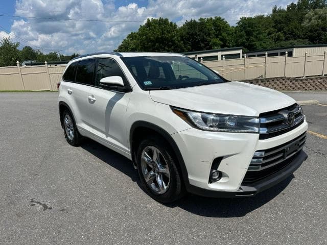 2019 Toyota Highlander Limited Platinum Custom thumbnail 4