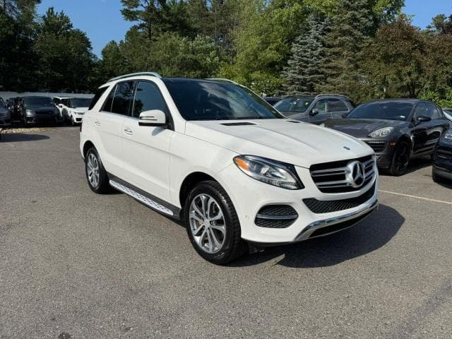 2017 Mercedes-Benz GLE 4MATIC — photo 1