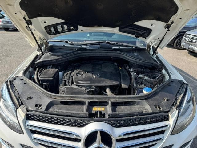 2017 Mercedes-Benz GLE 4MATIC thumbnail 5
