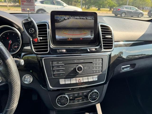 2017 Mercedes-Benz GLE 4MATIC thumbnail 6