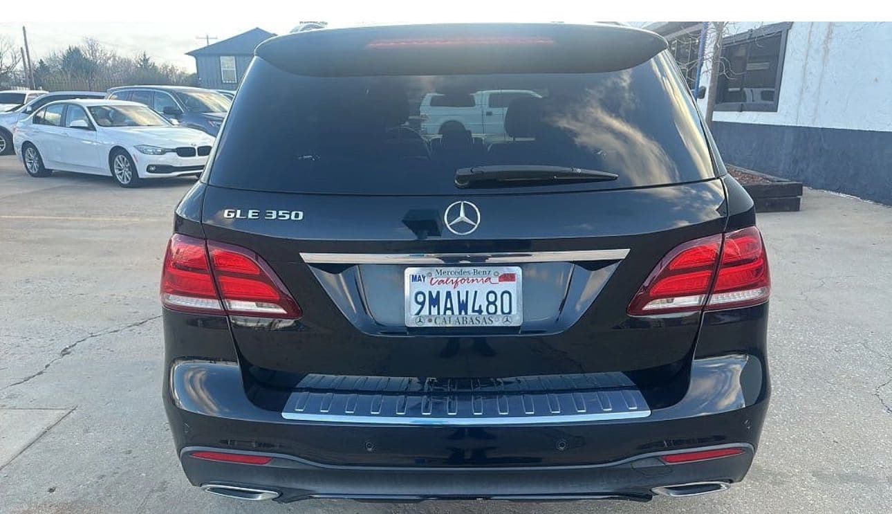 2016 Mercedes-Benz GLE 350 thumbnail 4