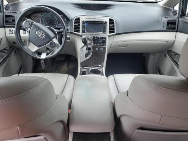 2015 Toyota Venza XLE thumbnail 3