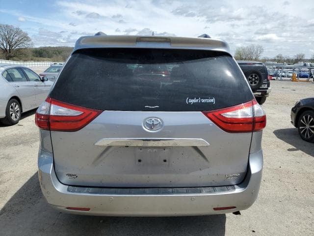2015 Toyota Sienna Limited AWD thumbnail 3
