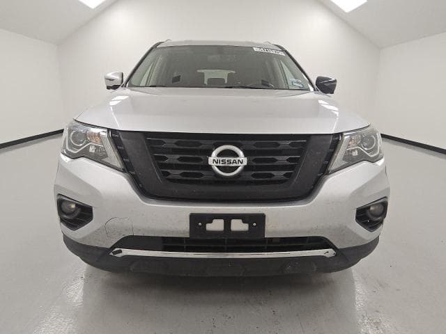 2019 Nissan Pathfinder SL thumbnail 2