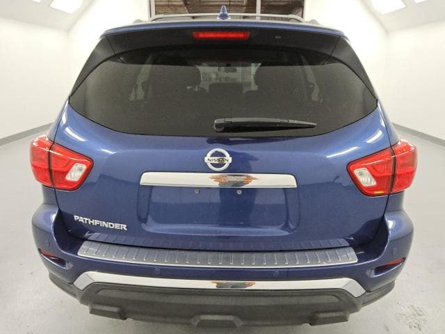 2019 Nissan Pathfinder thumbnail 2